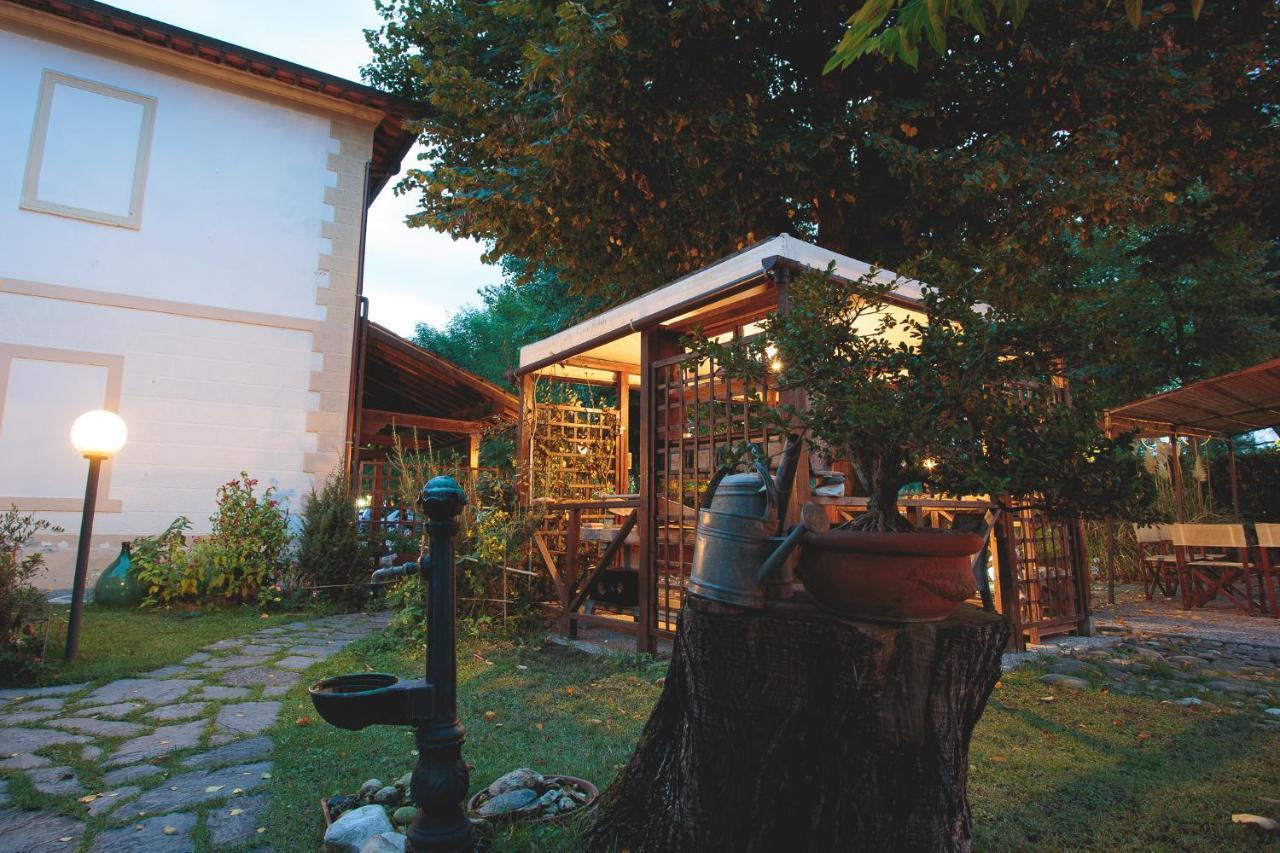 מגדל אגם פוצ'יני Hotel Giuly מראה חיצוני תמונה